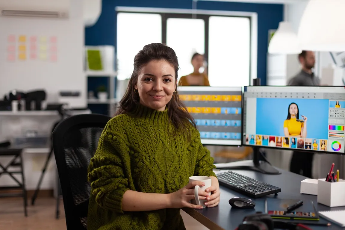Graphics Designer Work From Home Job For Freshers and Experienced